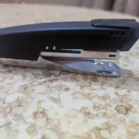 دستگاه منگنه و ماشین حساب|لوازم التحریر|یزد, |دیوار