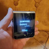 z flip در حد آکبند ۵۱۲گیگ|موبایل|تهران, خواجه نظام الملک|دیوار