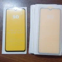 تعدادی گلس گوشی موبایل