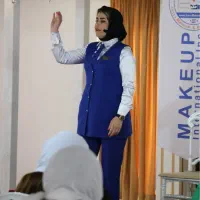 ناخنکار ماهر