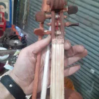 اسباب بازی سه تار و ویلون