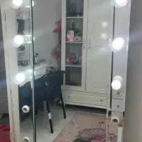 آینه قدی چراغ دار