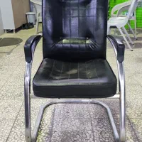 صندلی چرم اداری پایه فلزی