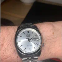 ساعت موچی|ساعت|مبارکه, |دیوار