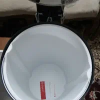 سرویس آشپزخانه ۱۸ پارچ مدل استوانه ای نقره‌ای|ظروف سرو و پذیرایی|قم, هنرستان|دیوار