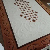 تعدادی لوازم منزل، لوازم خانگی فرش پرده