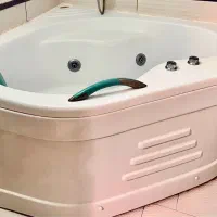 وان و جکوزی حمام