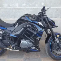 z1000