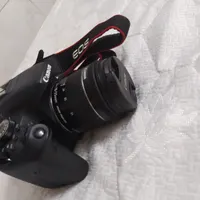 دوربین عکاسی حرفه ای canon 800d lense 18 55 mm