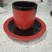 یک دست فنجان و نعلبکی