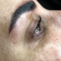 لیفت و لمینت مژه و ابرو با مواد اصل ایتالیایی|خدمات آرایشگری و زیبایی|اصفهان, باغ گلها|دیوار