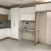 واحد ۹۵ متری.طبقه۳.ساختمان ۳نبش سند تکبرگ