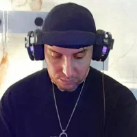 دی جی وایُل ( djviol )