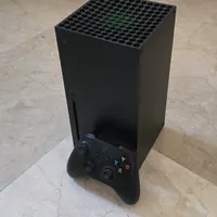 Xbox series X در حد نو ( فقط سه بار  روشن شده)