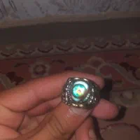 انگوشتر