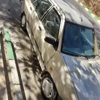 ماشین یکم آفتاب سوختگی داره یک سال بیمه داره|خودرو سواری و وانت|بومهن, |دیوار