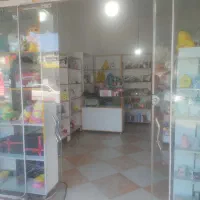 مغازه خیابان کشاورز