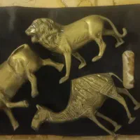 سه عدد مجسمه برنجی قدیمی با طرح هخامنش