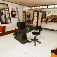 فروش لوازم آرایشگاه به دلیل مهاجرت|آرایشگاه و سالنهای زیبایی|الشتر, |دیوار