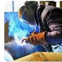 کارگر جوشکار و تراشکار