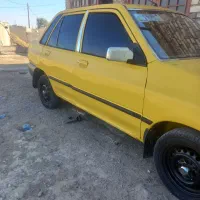 تاکسی مدل 82