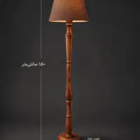 دکور چوبی شیک ،آباژور قدی، رومیزی و شمعدون