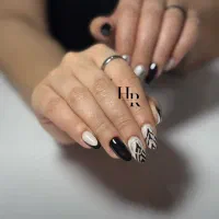 ناخن کار حرفه ای