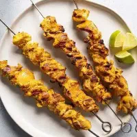 نیازمند نیروی کمکی آشپز