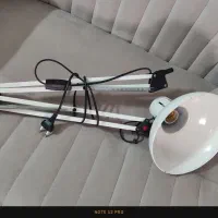 چراغ مطالعه میزی