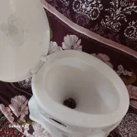 دستشویی فرنگی تمیزه تمیز