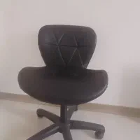 صندلی آرایشگاهی چرخ دار