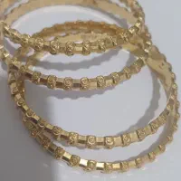 ۹۵ بالا تابلو بخاطر نیاز مالی