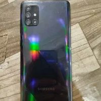 سامسونگ a71 در حد