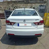 شاهین دنده سانروف دار بی رنگ