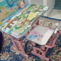 میز تحریر  و کامپیوتر