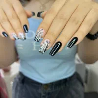 طراح ناخن و دستیار ناخن|استخدام درمانی، زیبایی، بهداشتی|تهران, باشگاه نفت|دیوار