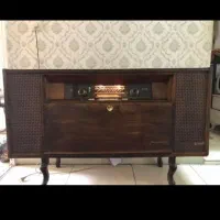 رادیو گرامافون قدیمی