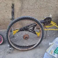 ۳ تا دو چرخه ۲۶ و حرفه ای ۲۰ و ۱۲|دوچرخه، اسکیت، اسکوتر|بندرعباس, |دیوار