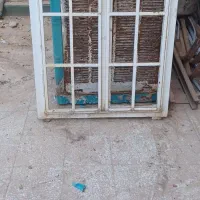 پنجره آهنی وکفی بزرگ