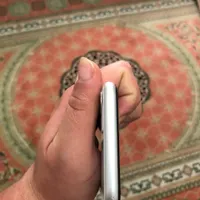 اپل iPhone 11 با حافظهٔ ۶۴ گیگابایت
