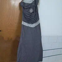 لباس مجلسی در حد نو یکبار استفاده شده