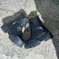 یک جفت نیم پوت نو