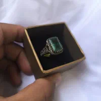 انگشتر زمرد پنج شیر