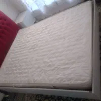 تشک تخت دونفره فنری