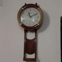 ساعت دیواری سالم