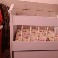 تخت و گهواره|تخت و صندلی بچه|مبارکه, |دیوار