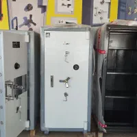 فروش انواع گاوصندوق های طلا فروشی