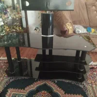 میز تلویزیون شیشه ای