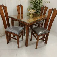 میز نهارخوری۴نفره شیک وتمیز(درحدنو)