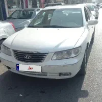 ازرا ۲۰۱۰ سفید